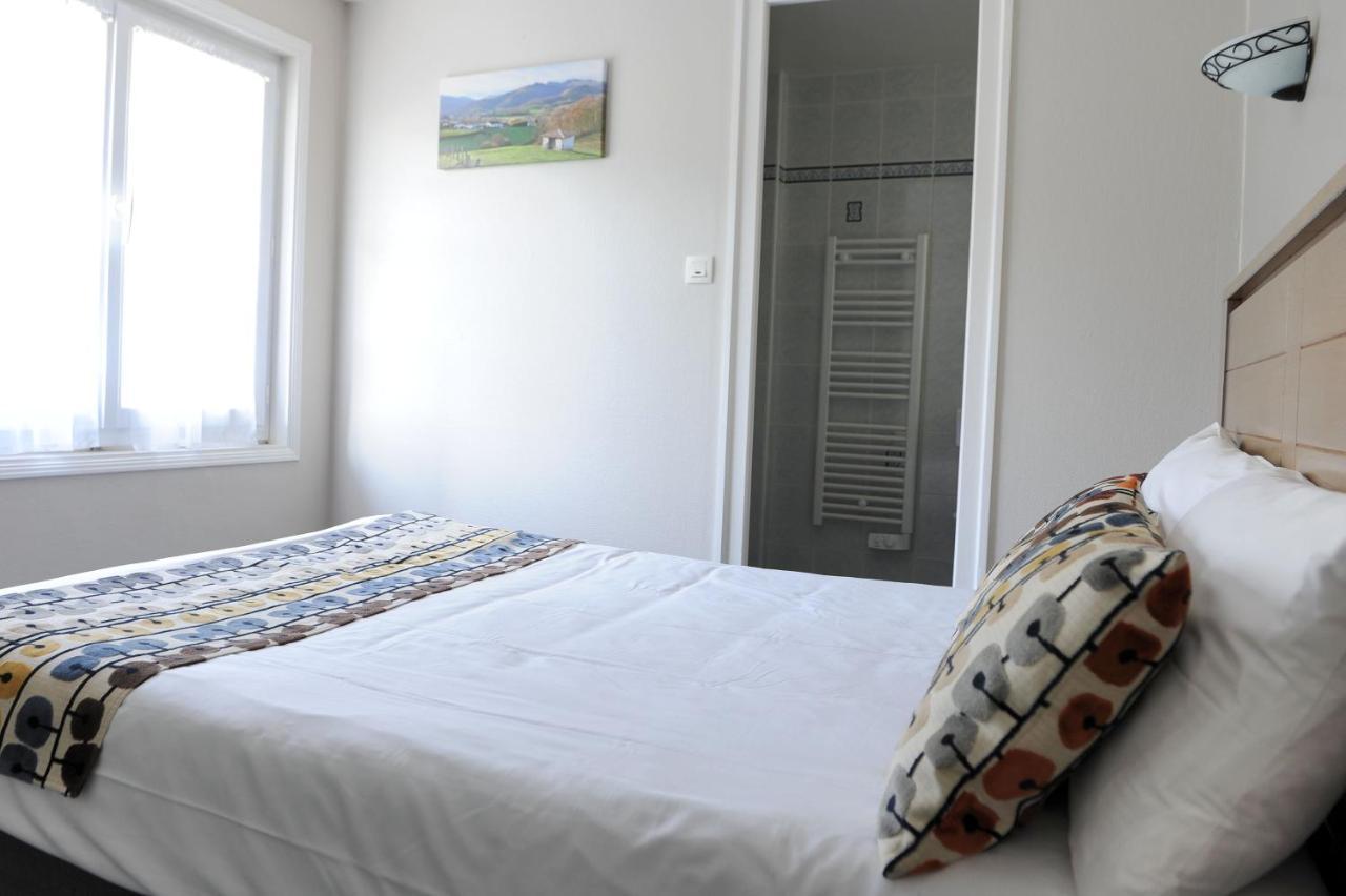 Manexenea Hotel Saint-Etienne-de-Baigorry Buitenkant foto